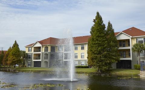Camden Hunter's Creek Apartments Orlando, Florida