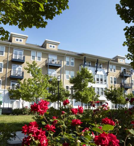 Camden Monument Place Apartments in Fairfax, Virginia